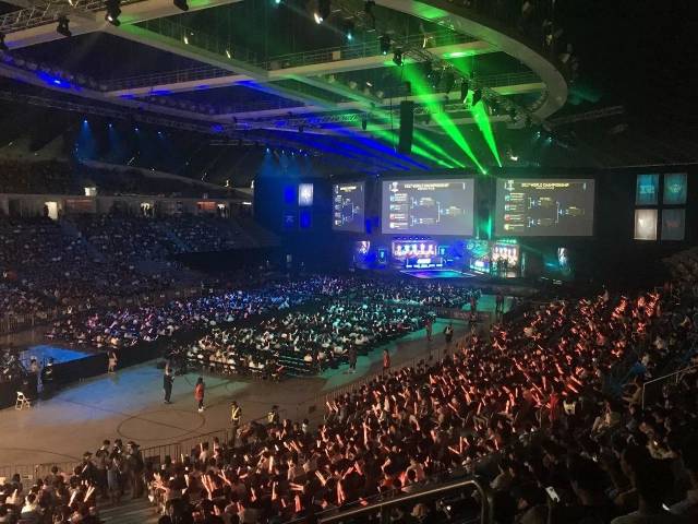 这不仅要求 这不仅要求