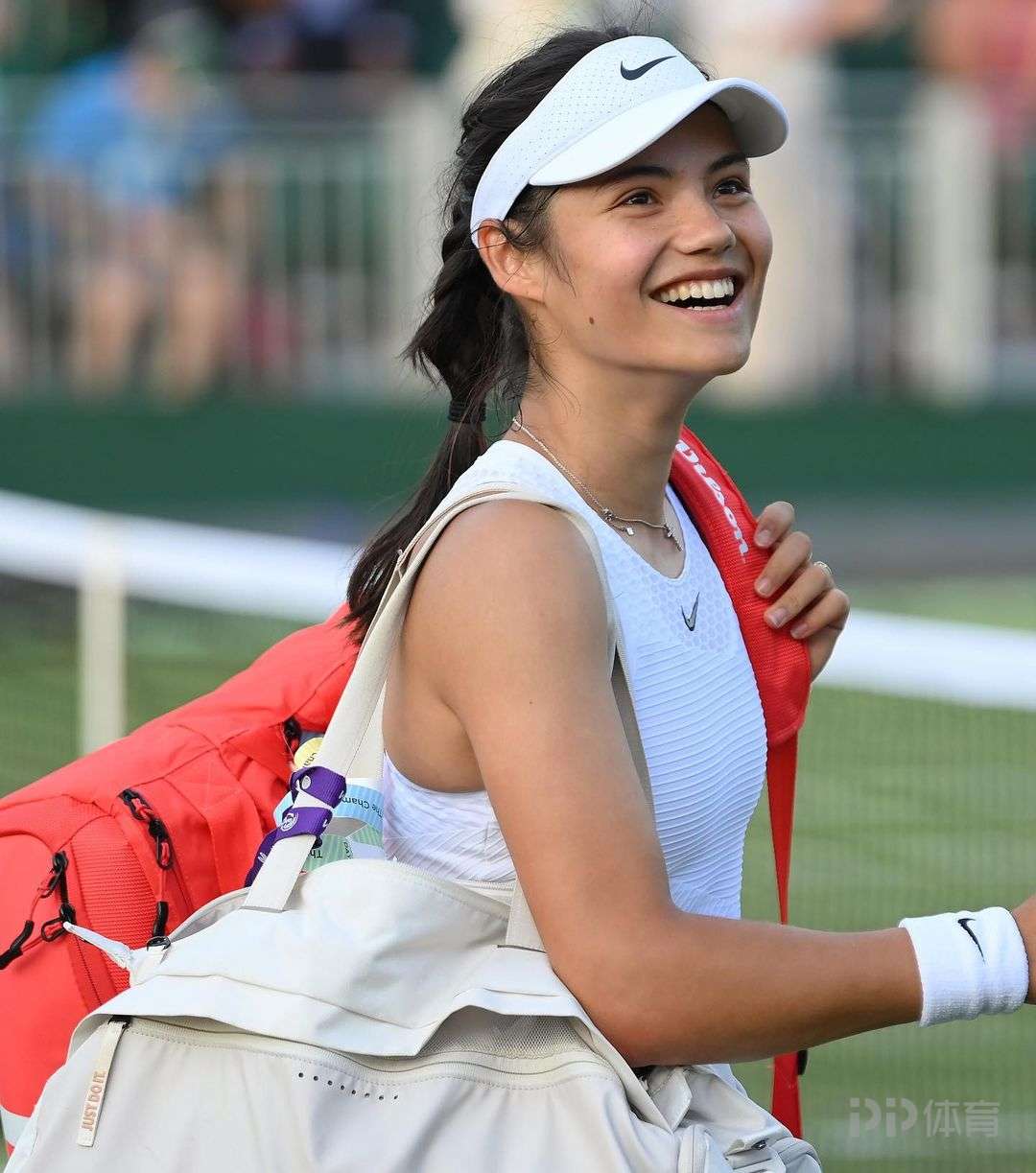 赛中展现出 赛中展现出